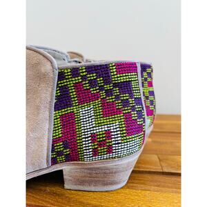 Sam Edelman Beige Suede Leather Embroidered Ankle Boots Southwestern Aztec